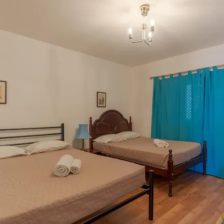 Apartment Front Sea In Praia Formosa Funchal (Madeira)