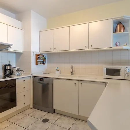 Front Sea In Praia Formosa Apartment Funchal (Madeira)