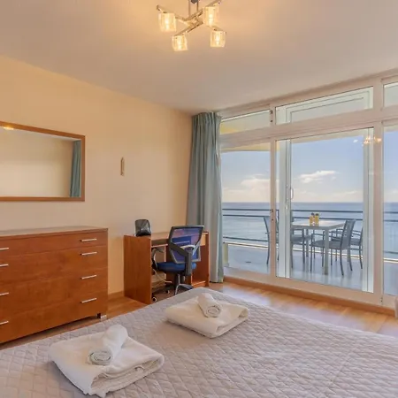 Apartment Front Sea In Praia Formosa *