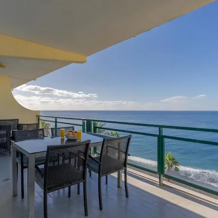 Apartment Front Sea In Praia Formosa *